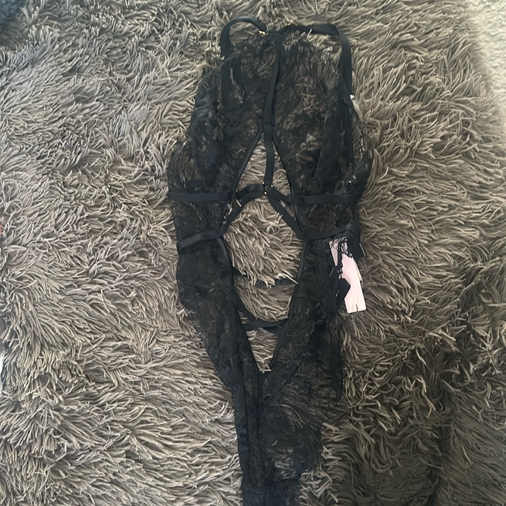 Black teddy-lingerie